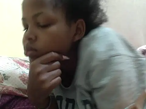 Snapshot of queen-sasha chatting on 02/07/26, 06:54 queen-sasha online show from 02/07/26, 06:54