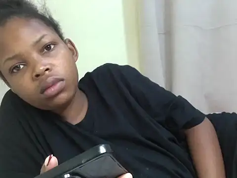 Snapshot of queen-sasha chatting on 02/03/26, 05:27 queen-sasha online show from 02/03/26, 05:27