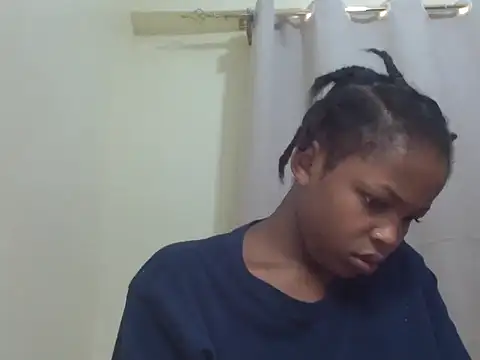 Snapshot of queen-sasha chatting on 02/04/26, 10:43 queen-sasha online show from 02/04/26, 10:43