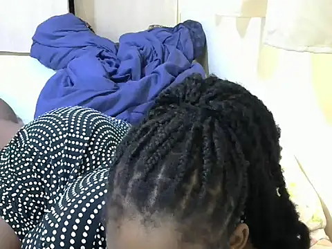 Snapshot of queen-sasha chatting on 03/20/25, 07:03 queen-sasha online show from 03/20/25, 07:03