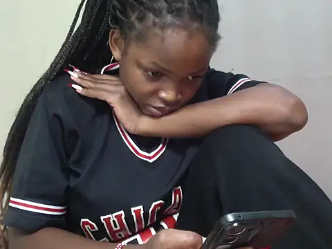 Snapshot of queen-sasha chatting on 01/11/26, 12:56 queen-sasha online show from 01/11/26, 12:56