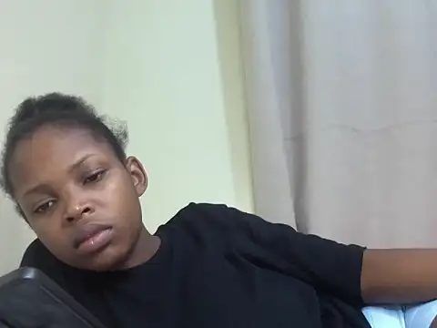 Snapshot of queen-sasha chatting on 02/02/26, 04:39 queen-sasha online show from 02/02/26, 04:39