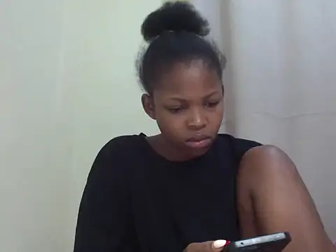 Snapshot of queen-sasha chatting on 02/03/26, 06:33 queen-sasha online show from 02/03/26, 06:33