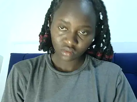 Seeexxxy-bree online show from 03/13/26, 05:45