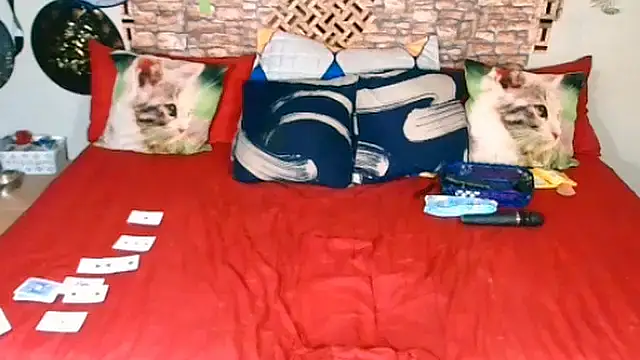 Indian Blaze00 online show from 10/14/25, 05:46