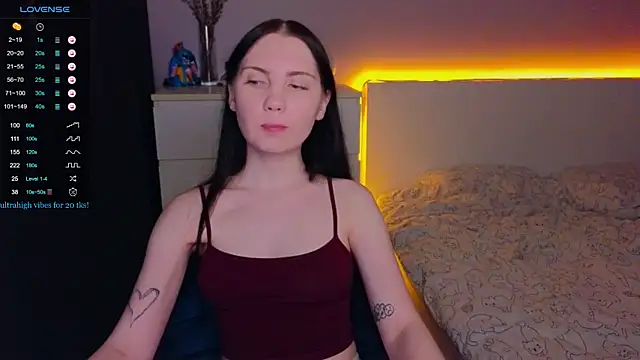 Snapshot of Katrine__ chatting on 09/12/25, 10:42 Katrine online show from 09/12/25, 10:42