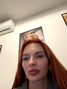 ButterflyLeah online show from 11/27/25, 03:12