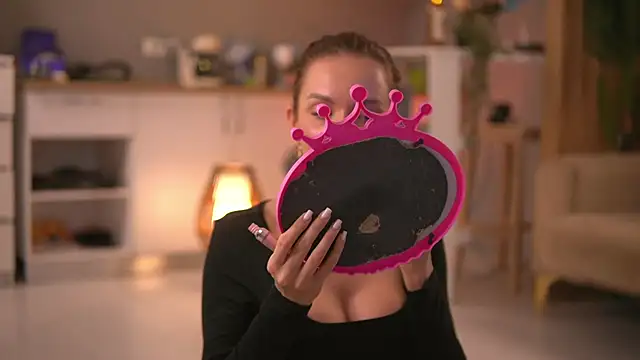 ButterflyLeah online show from 02/18/26, 02:42