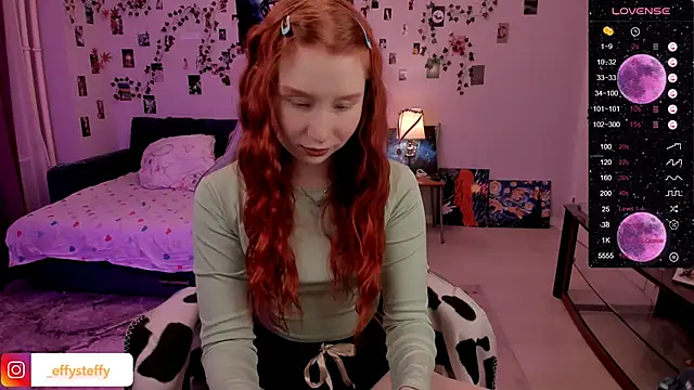 Snapshot of CallMeEffy1 chatting on 03/11/25, 01:26 CallMeEffy1 online show from 03/11/25, 01:26