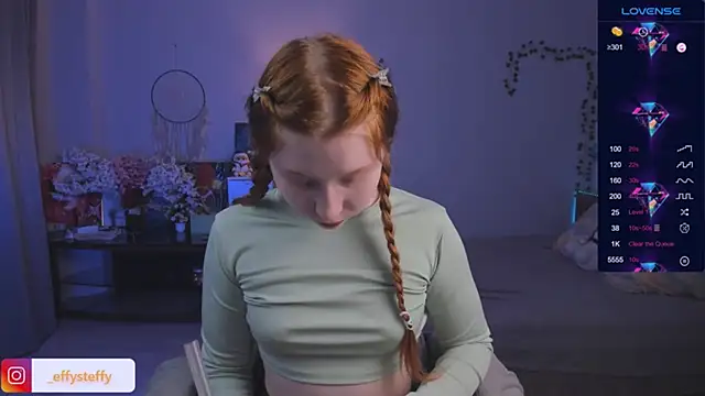 CallMeEffy1 online show from 11/06/25, 07:29