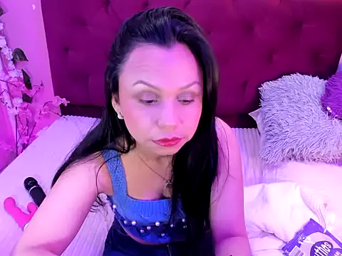 candysmitxxx online show from 03/11/26, 10:48