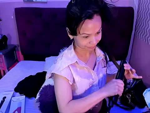 Snapshot of candysmitxxx chatting on 02/18/26, 01:14 candysmitxxx online show from 02/18/26, 01:14