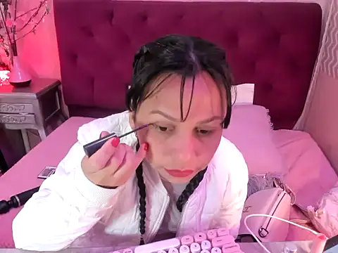 Snapshot of candysmitxxx chatting on 12/20/25, 03:31 candysmitxxx online show from 12/20/25, 03:31