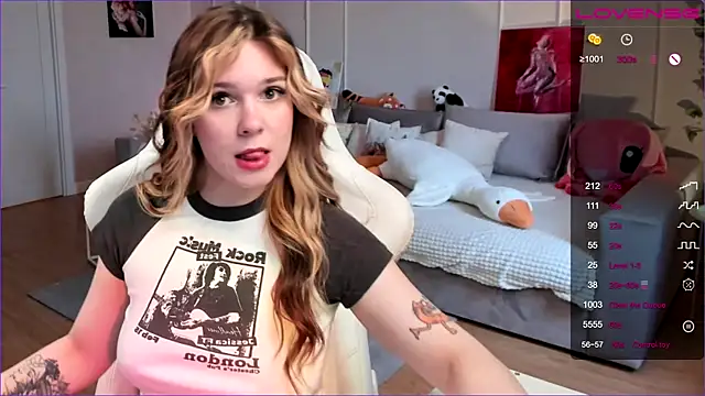 Frau Lina online show from 03/24/26, 02:39