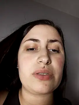 BiaHot010 online show from 10/30/25, 01:48