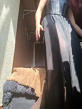 Snapshot of Liilith_goddess_ chatting on 12/17/25, 02:33 Liilith goddess online show from 12/17/25, 02:33