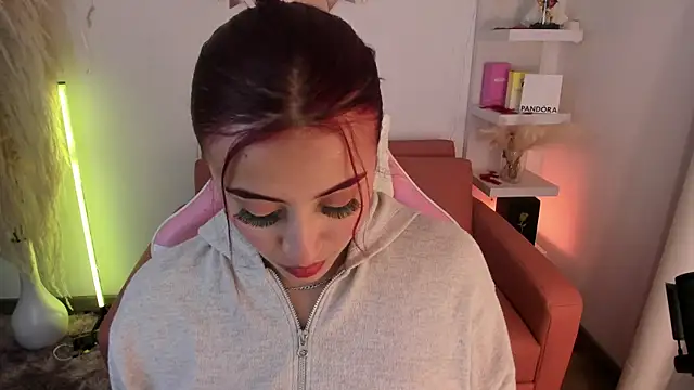 veronicaxx69 online show from 04/24/26, 04:25