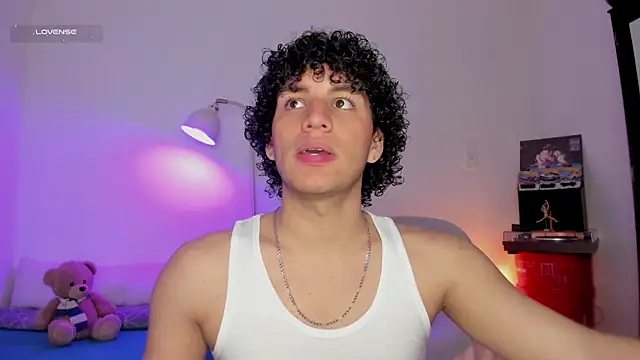 Curlblue online show from 01/06/26, 12:47