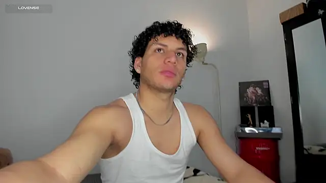 Curlblue online show from 10/17/25, 06:39