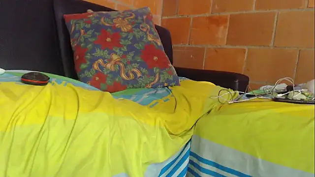 sexyblackxx12 online show from 04/28/26, 10:25