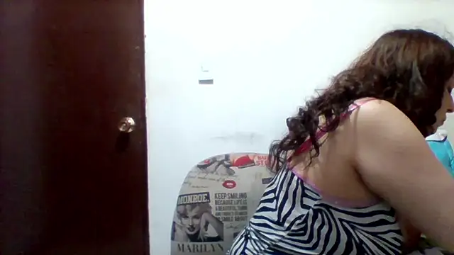 Snapshot of Alisson_brand chatting on 03/15/25, 12:02 Alisson brand online show from 03/15/25, 12:02