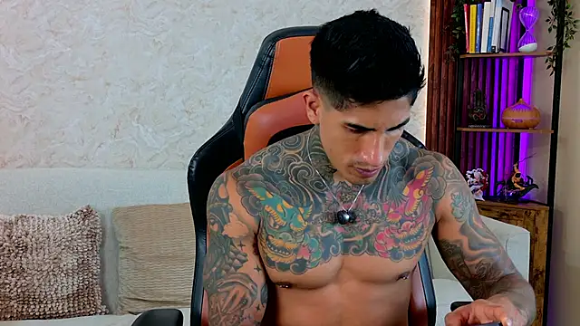 AdanReilly online show from 03/27/26, 09:16