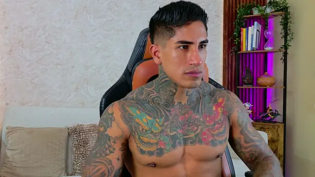 AdanReilly online show from 12/20/25, 02:31