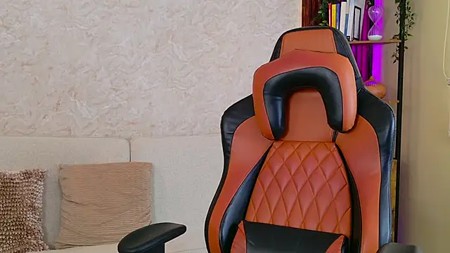 AdanReilly online show from 11/23/25, 03:00