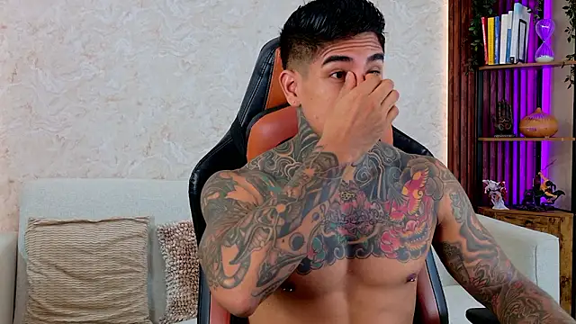 AdanReilly online show from 03/15/26, 01:40