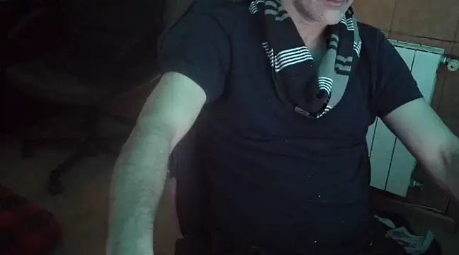 Snapshot of Lia_Y_PatrickX chatting on 03/02/25, 02:04 Lia Y PatrickX online show from 03/02/25, 02:04