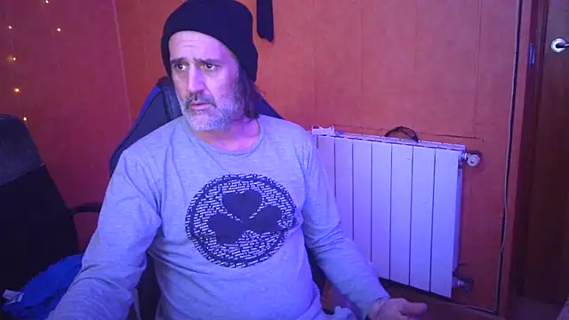 Snapshot of Lia_Y_PatrickX chatting on 03/13/25, 03:50 Lia Y PatrickX online show from 03/13/25, 03:50