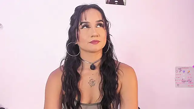 Maggie 1 online show from 11/12/25, 09:40