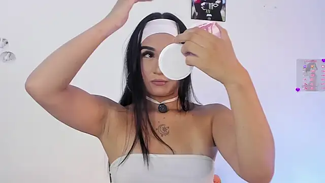 Maggie 1 online show from 10/21/25, 11:04