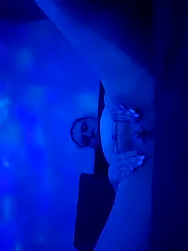 CurvySquirter69 online show from 02/25/26, 05:51