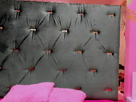 Snapshot of Hellen__4master chatting on 03/18/25, 05:12 Hellen 4master online show from 03/18/25, 05:12