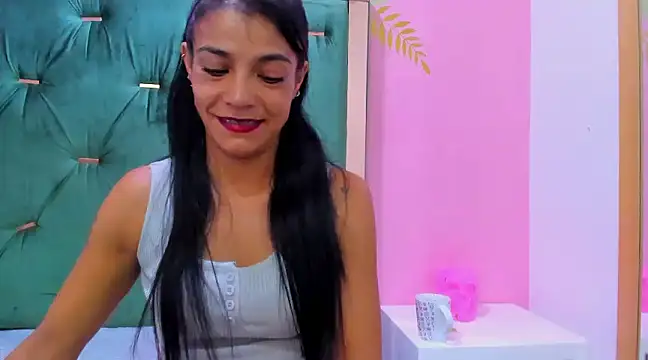 Snapshot of Hellen__4master chatting on 02/01/25, 03:18 Hellen 4master online show from 02/01/25, 03:18