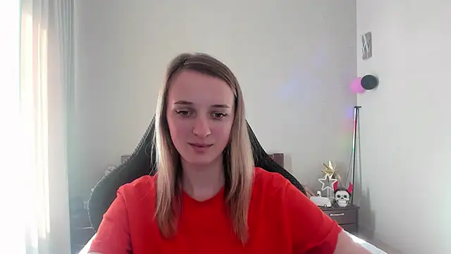 Snapshot of RouseReed chatting on 03/10/25, 01:32 RouseReed online show from 03/10/25, 01:32