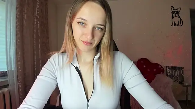 Snapshot of RouseReed chatting on 05/11/26, 06:15 RouseReed online show from 05/11/26, 06:15