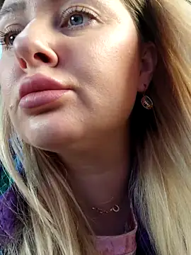 LadyLolyPop  online show from 04/30/26, 01:45