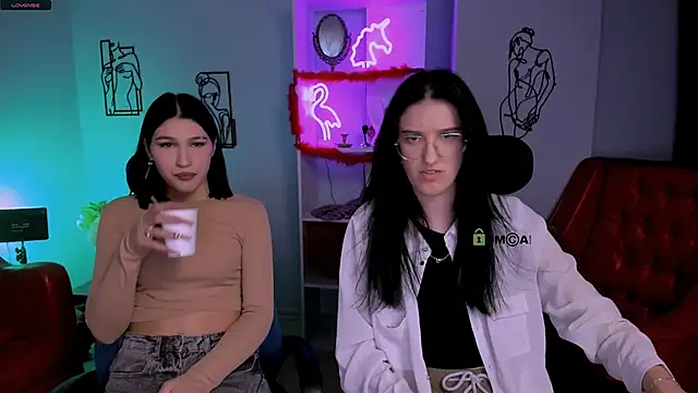 scarlet mooore online show from 03/03/25, 08:54