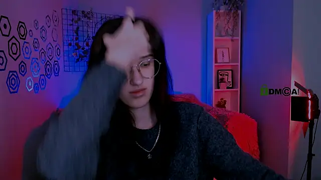 scarlet mooore online show from 12/03/25, 10:31