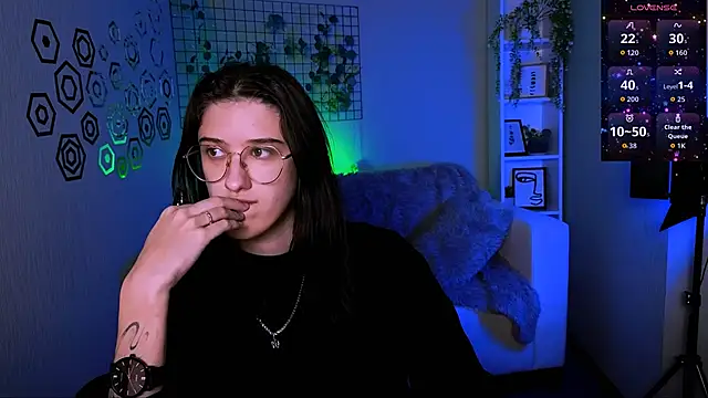 scarlet mooore online show from 10/19/25, 12:13