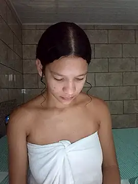 Snapshot of By_Aninha chatting on 02/14/26, 10:26 By Aninha online show from 02/14/26, 10:26