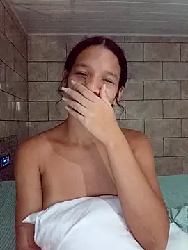 Snapshot of By_Aninha chatting on 02/15/26, 03:55 By Aninha online show from 02/15/26, 03:55