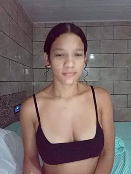 Snapshot of By_Aninha chatting on 02/09/26, 10:13 By Aninha online show from 02/09/26, 10:13