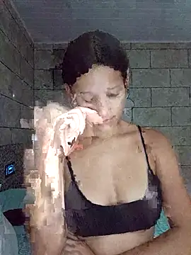 Snapshot of By_Aninha chatting on 02/03/26, 07:24 By Aninha online show from 02/03/26, 07:24