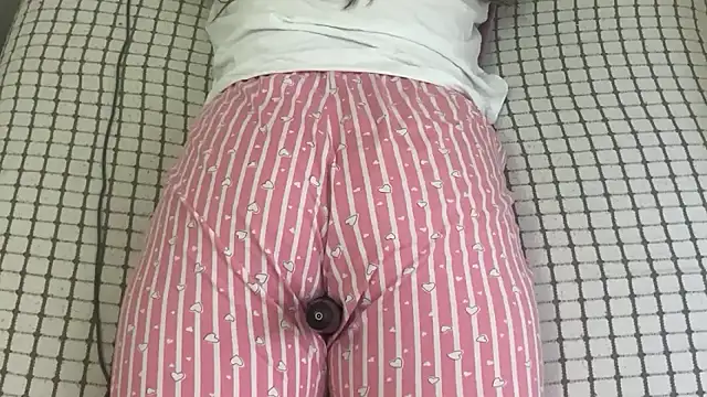 Ceyceys online show from 12/18/25, 10:52