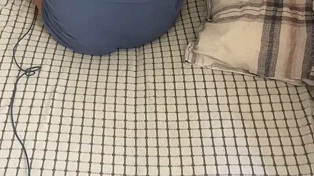 Ceyceys online show from 10/13/25, 09:44