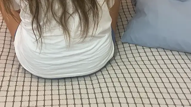 Ceyceys online show from 10/19/25, 04:43