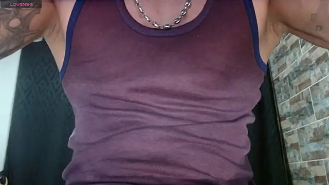 babyrecord1 online show from 09/21/25, 11:21